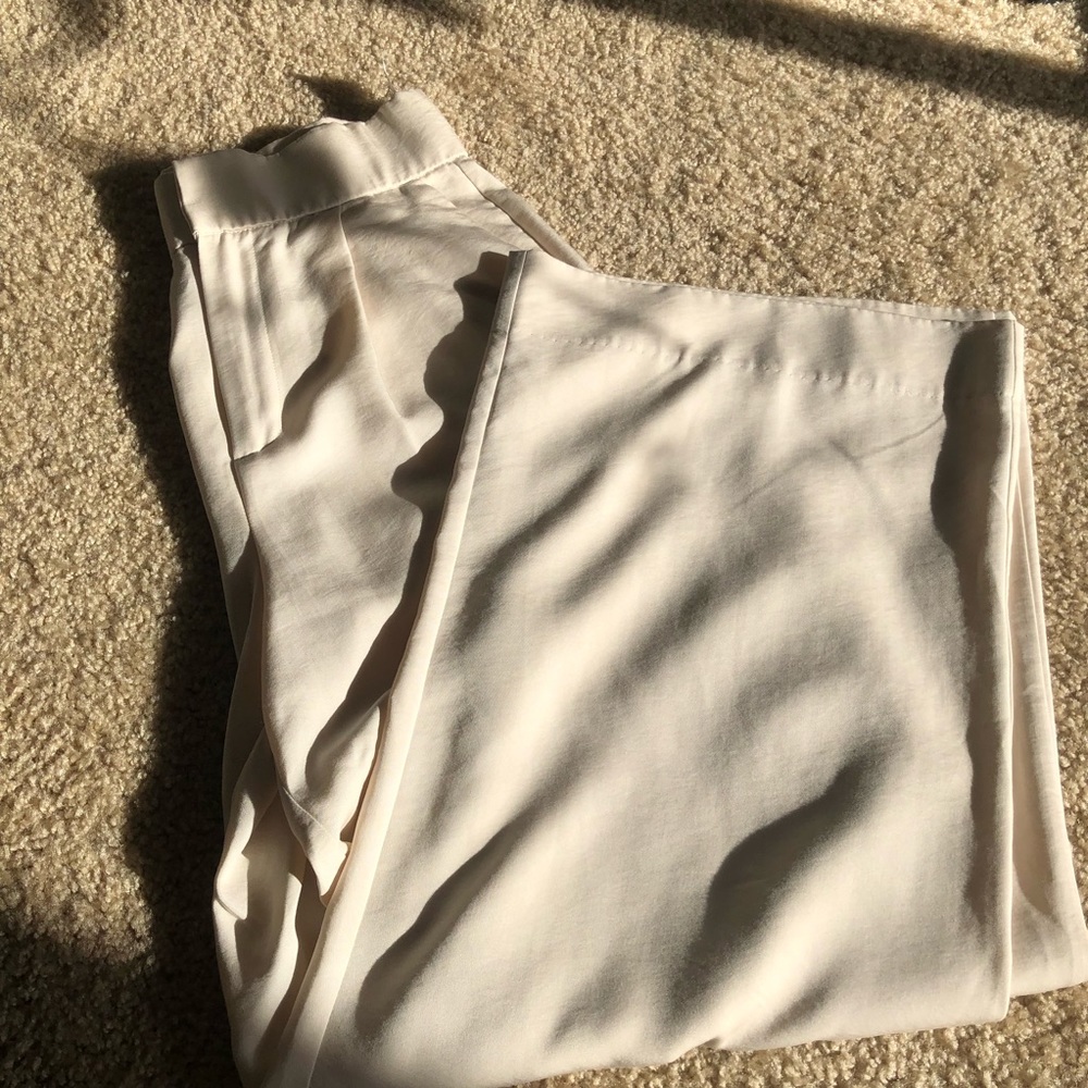 Zara wide leg cream color pants